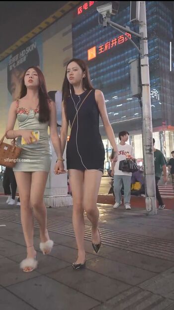 Full leaked Voyeur asian pissing toilet amp upskirts only page private onlyfans photo