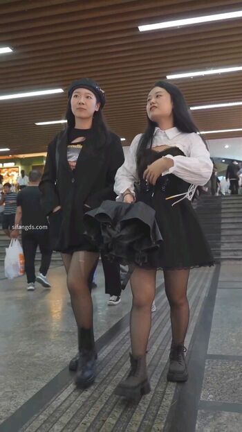 Voyeur Asian Pissing Toilet &Amp; Upskirts Only