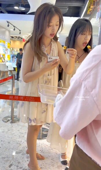 Voyeur Asian Pissing Toilet &Amp; Upskirts Only