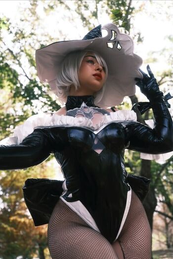 Full leaked Ossi desi / private onlyfans photo