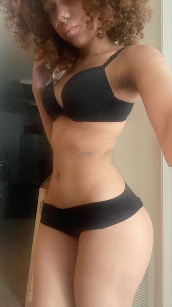 Full leaked Vxmpisariel private photo