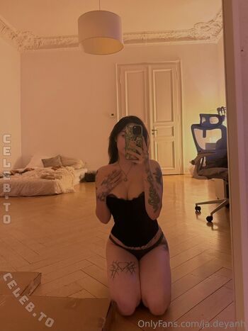 Full leaked Vylerria private photo