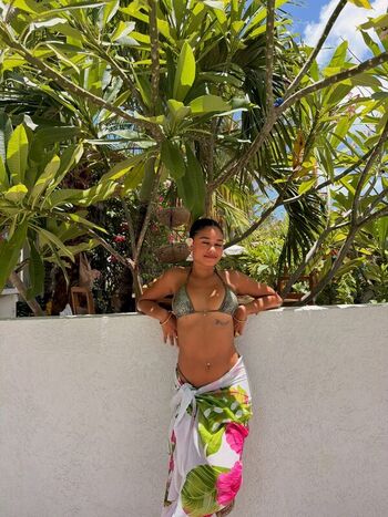 Full leaked Wahyne private photo