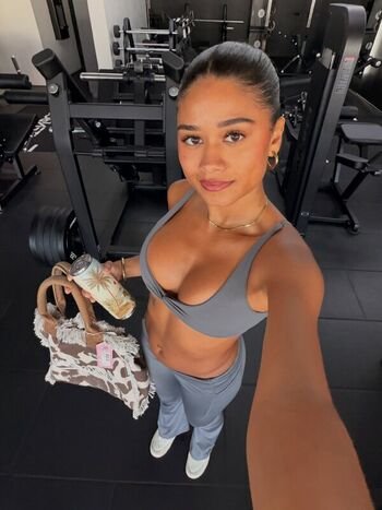 Full leaked Wahyne private photo