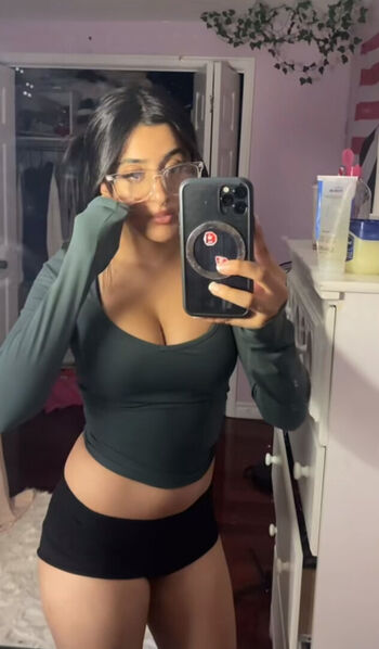 Full leaked Wajeeha khan private photo