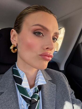 Full leaked Wallis day private onlyfans photo