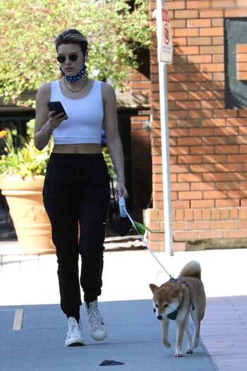 Full leaked Wallis day private photo