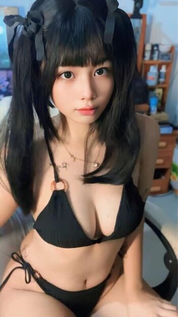 Full leaked Kira w/ private photo