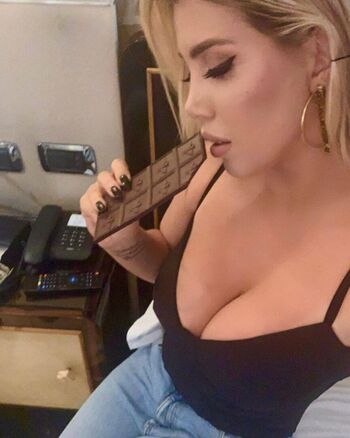 Full leaked Wanda nara page private onlyfans photo