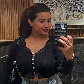 Full leaked Wanderlust rawat page private photo