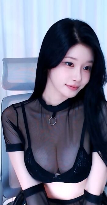Full leaked Wannabe private photo