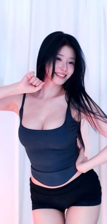 Full leaked Wannabe private photo