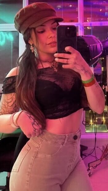 Full leaked Wavy brin page private onlyfans photo