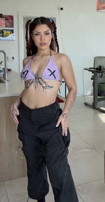 Full leaked Wavy brin page private onlyfans photo