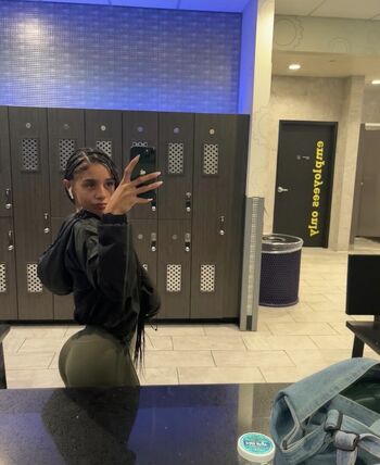 Full leaked Wavyteya private onlyfans photo