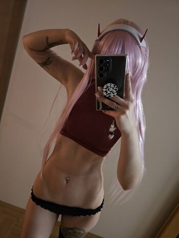 Full leaked Weeniestwee private photo