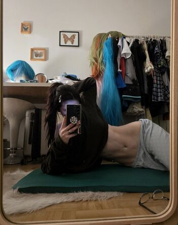 Full leaked Weeniestwee private photo