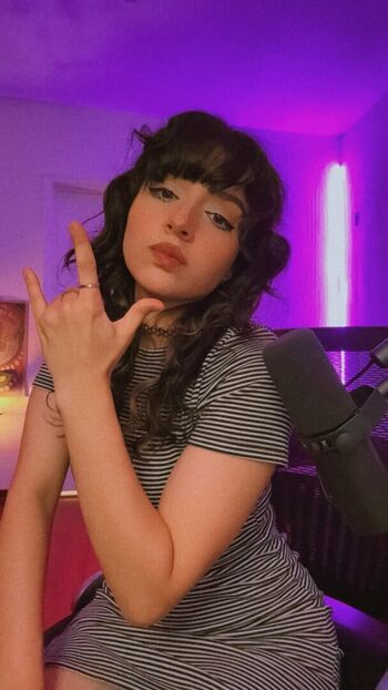 Full leaked Wekasuwi private onlyfans photo