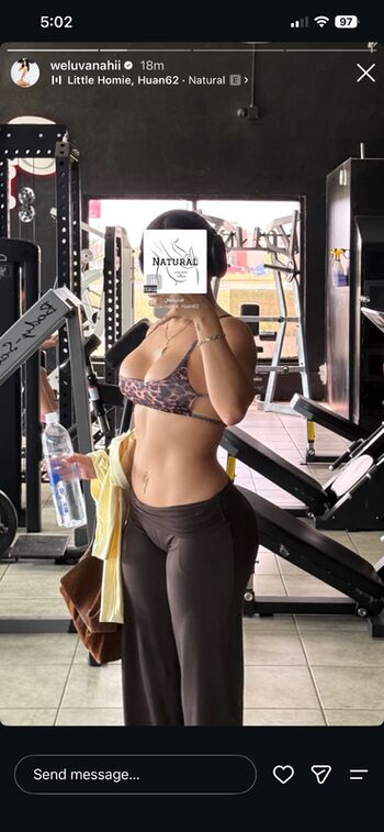 Full leaked Weluvanahii private photo