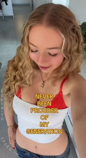Full leaked Werdetlautmitlaura private photo