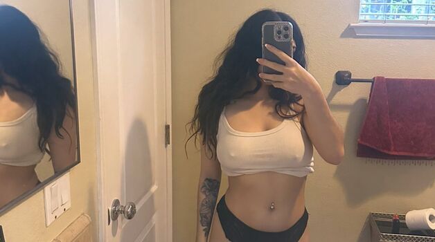 Full leaked Wettassliz private onlyfans photo