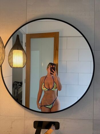 Full leaked Wettmelons  page private photo