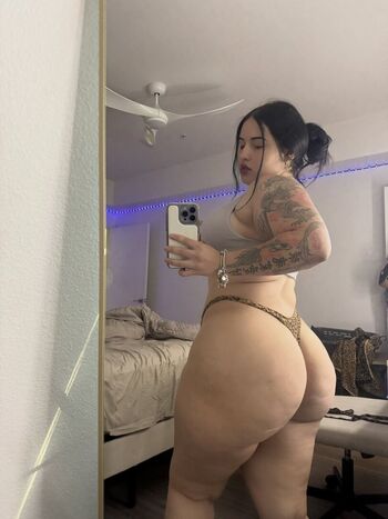 Full leaked Whateverainek private photo