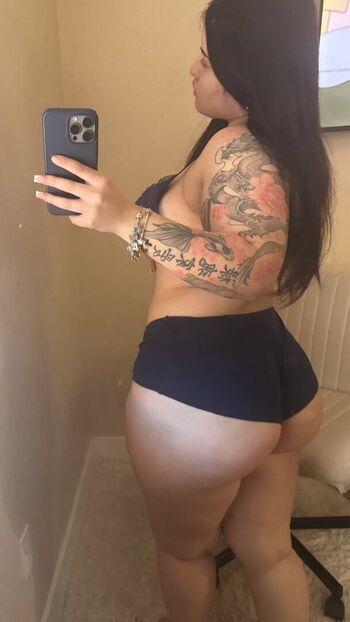 Full leaked Whateverainek private photo