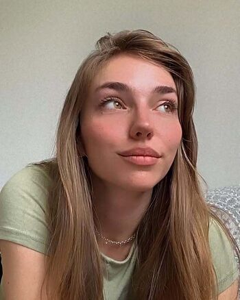 Full leaked White bvnny private photo