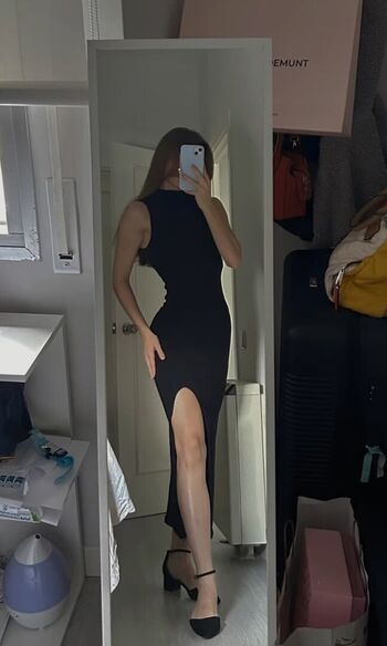 white_bvnny