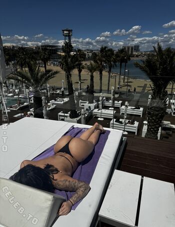 Full leaked Whitechoccolat private onlyfans photo