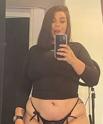 Full leaked Claramelonss/ private onlyfans photo