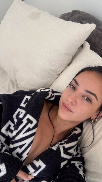 Full leaked Aixa isabella/ private onlyfans photo