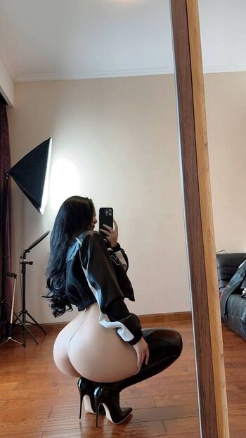 Full leaked Lipatova/ private onlyfans photo