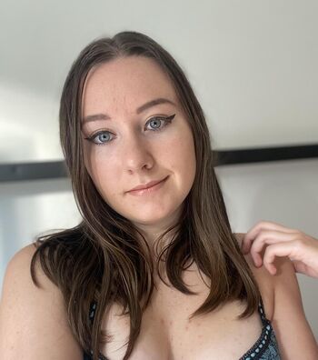 Full leaked Who is this private onlyfans photo