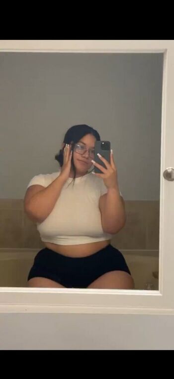 Full leaked Oliiblondie/ private onlyfans photo