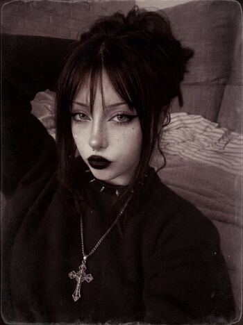 Full leaked Photos/l/a/laura blond //laura blond  .jpg private onlyfans photo