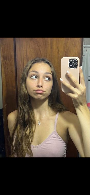 Full leaked Fbyana/ private photo