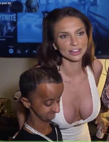 Full leaked Andreababy/ private photo