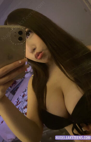 Full leaked W bery  page private photo