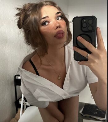 Full leaked Brrooklynbrownn/ private photo