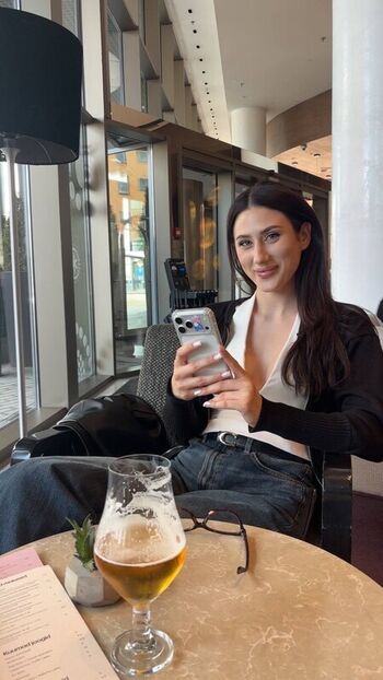 Full leaked Angela white / private photo