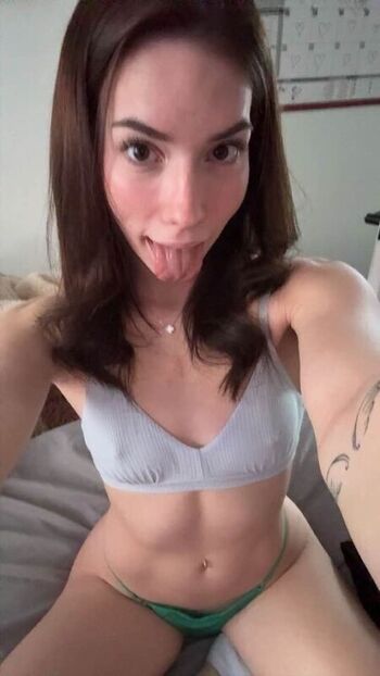 Full leaked Emily feld / private photo