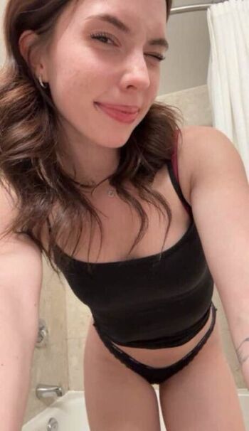 Full leaked Hollie mulvihill / private photo
