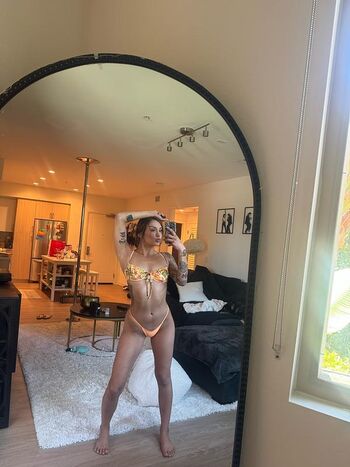 Full leaked Kkok/ private photo