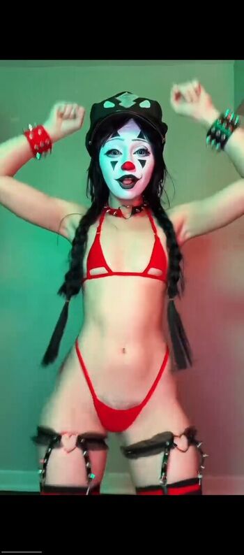 Full leaked Neenah brown/ private photo