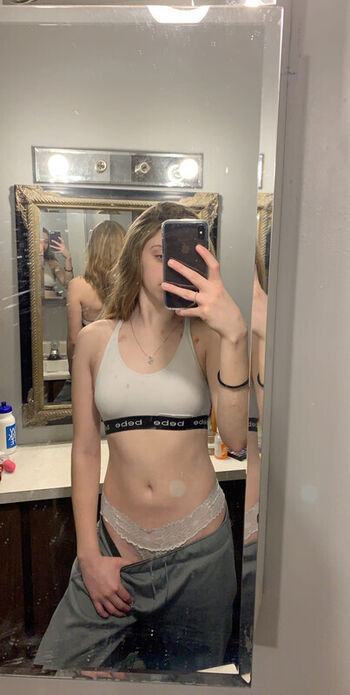Full leaked Who is this private photo