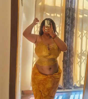 Full leaked Who says private photo