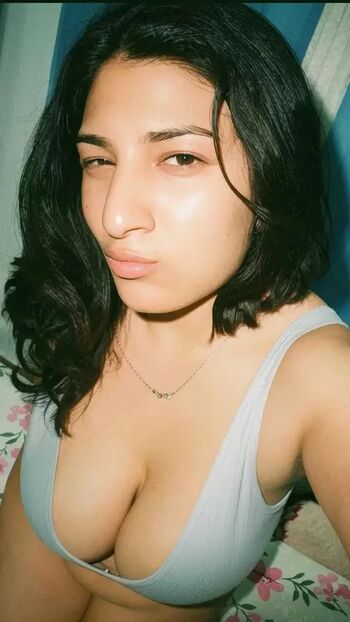 Full leaked Who says private photo