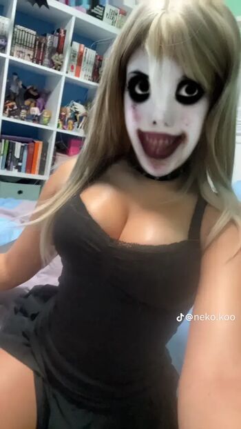 Full leaked Widowmako private onlyfans photo